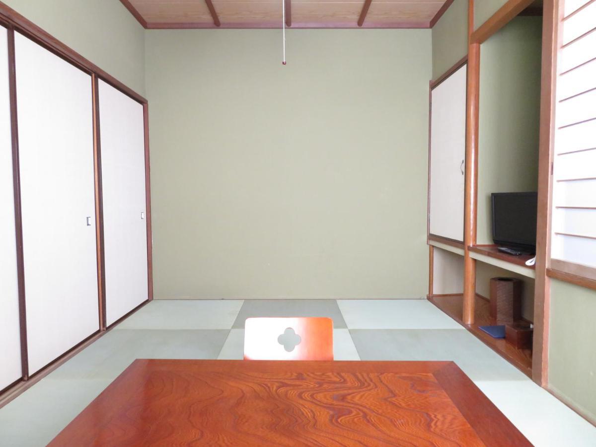 Miyanoshita Myojokan Ryokan